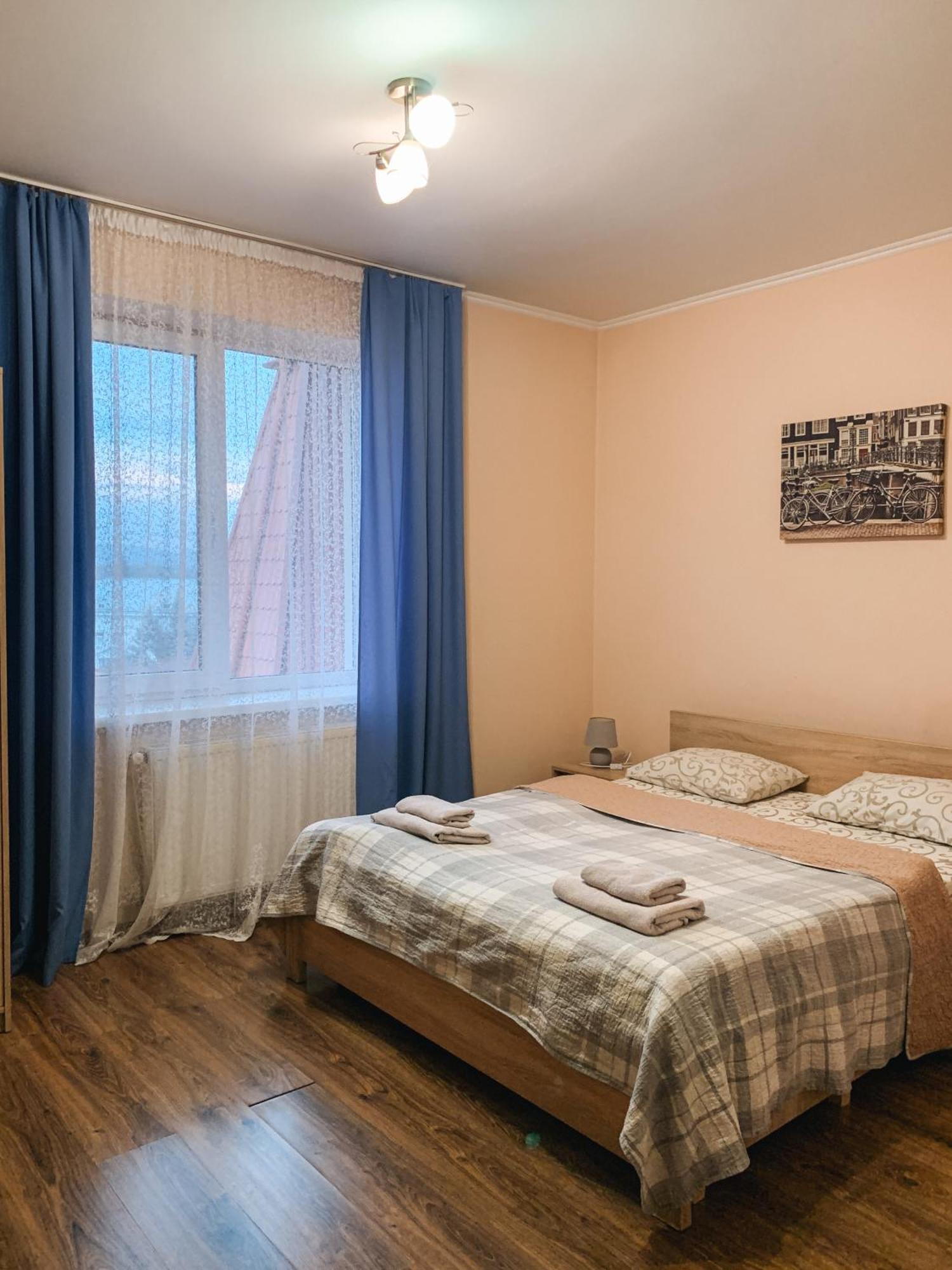 Apartments Domovik Parkaniya, 2A 穆卡切沃 外观 照片