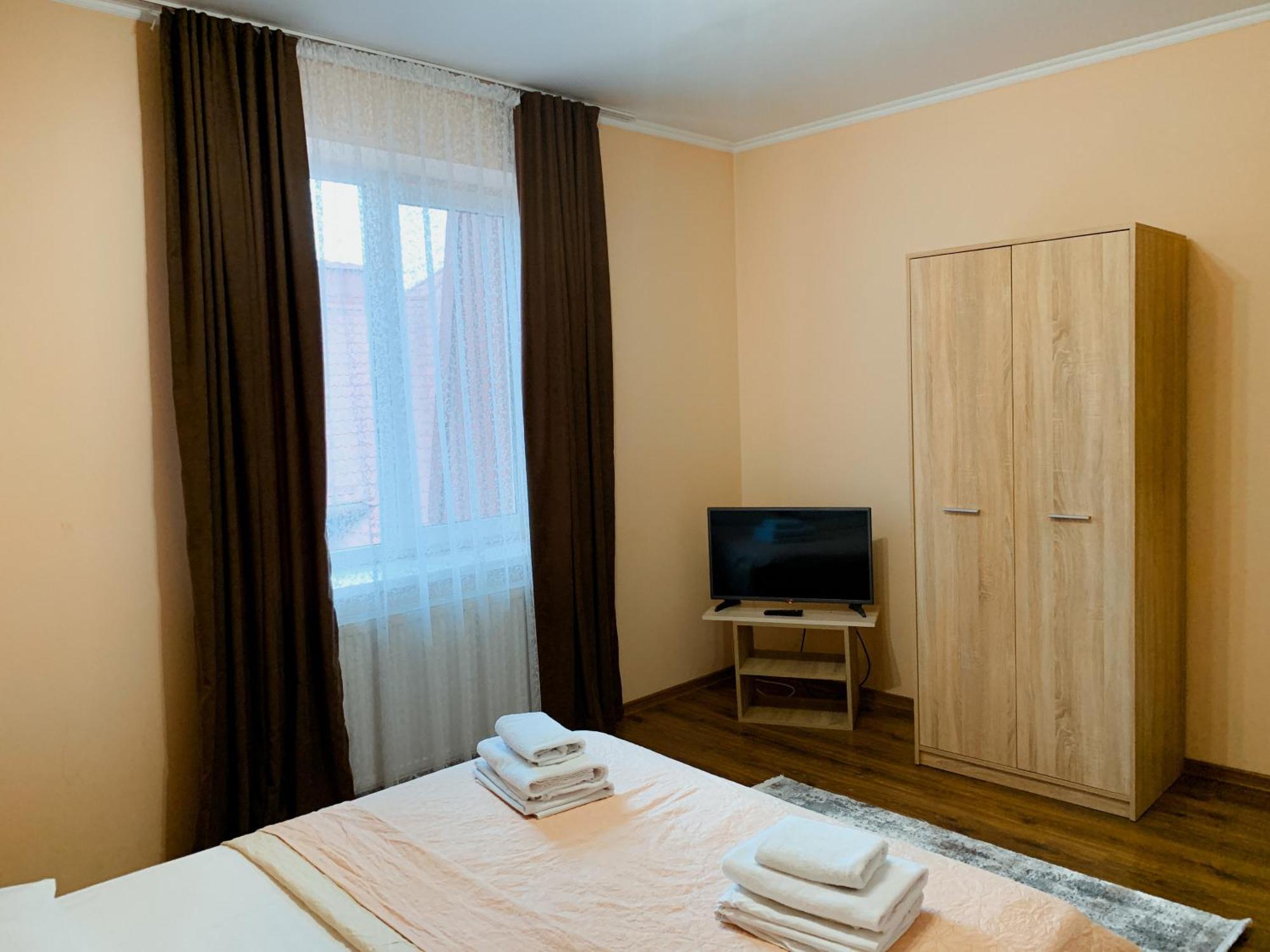 Apartments Domovik Parkaniya, 2A 穆卡切沃 外观 照片